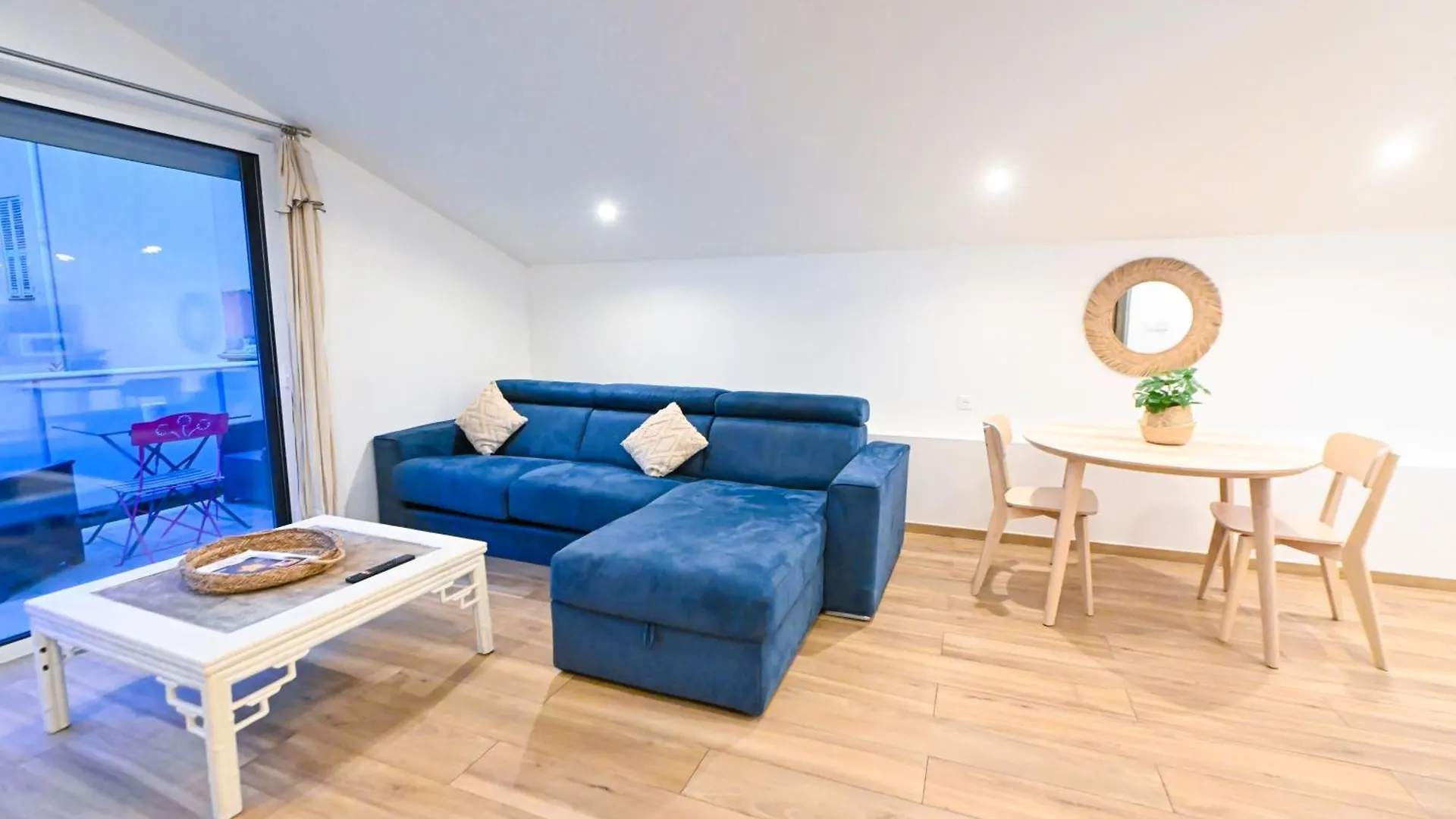 Apartment Studio Cozy Avec Terrasse N12 Nice