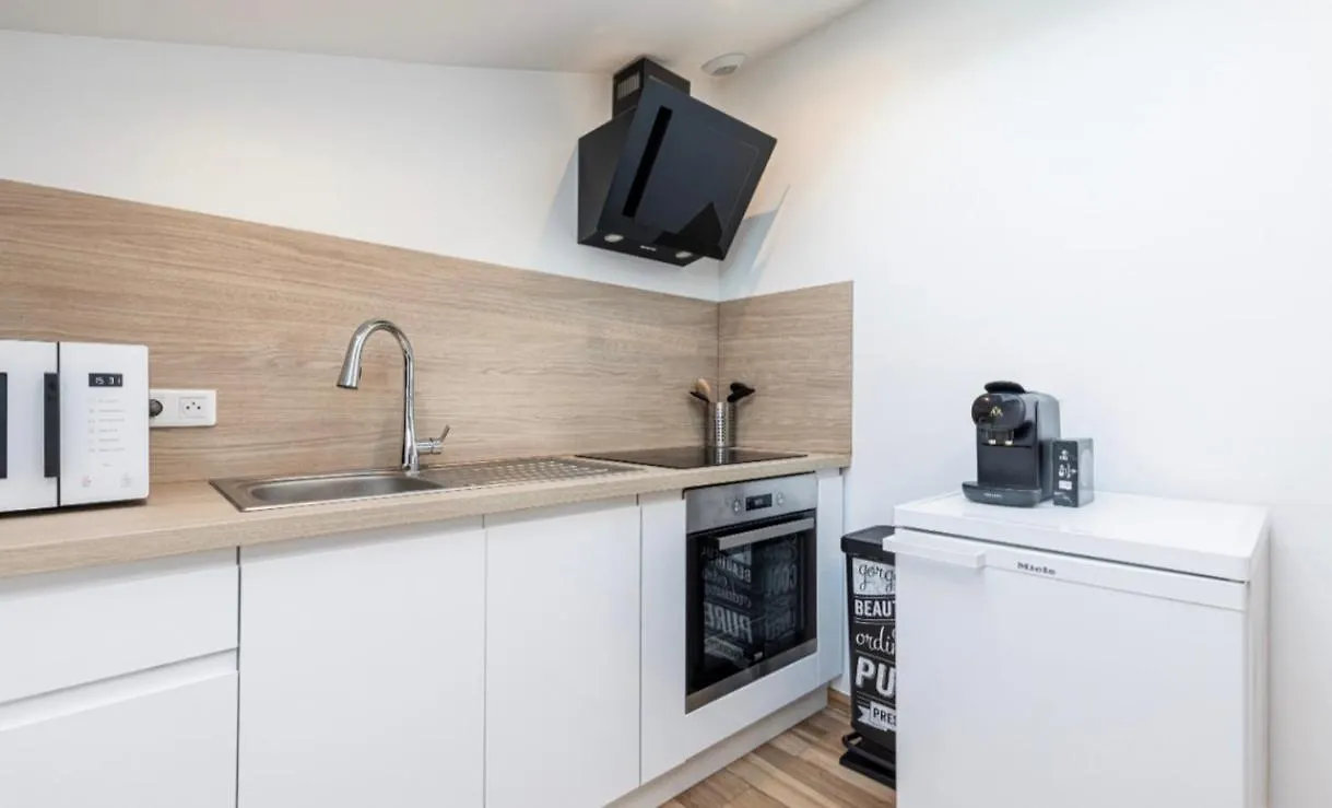 Apartmán Studio Cozy Avec Terrasse N12 Nice
